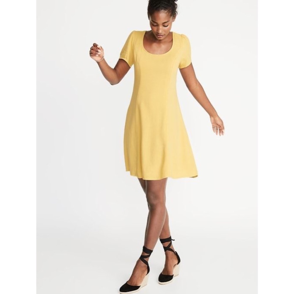 NWT Short sleeve linen dress